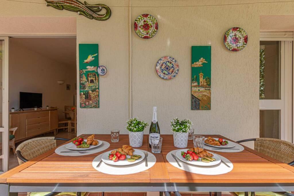 797 Holiday Rentals- Precioso Piso Con Vistas Al Jardin En Benalbeach Benalmádena Εξωτερικό φωτογραφία