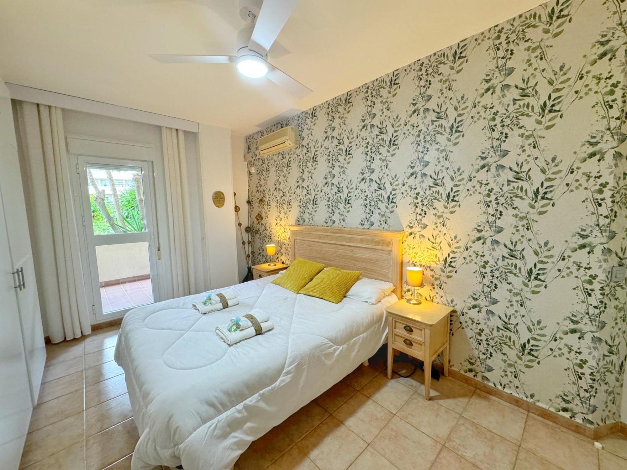 797 Holiday Rentals- Precioso Piso Con Vistas Al Jardin En Benalbeach Benalmádena Εξωτερικό φωτογραφία